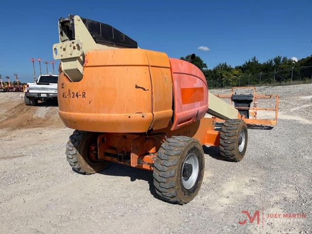 Image of JLG 600S equipment image 3