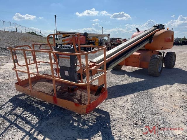 Image of JLG 600S equipment image 1