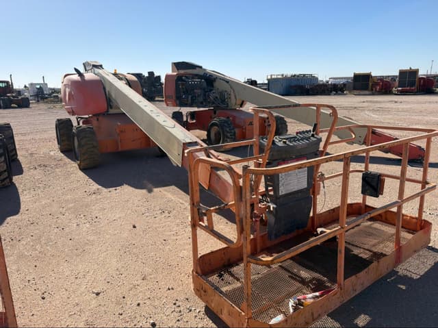 Image of JLG 600S equipment image 1
