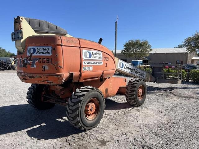 Image of JLG 600S equipment image 2