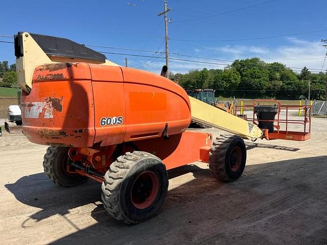 Image of JLG 600S equipment image 4