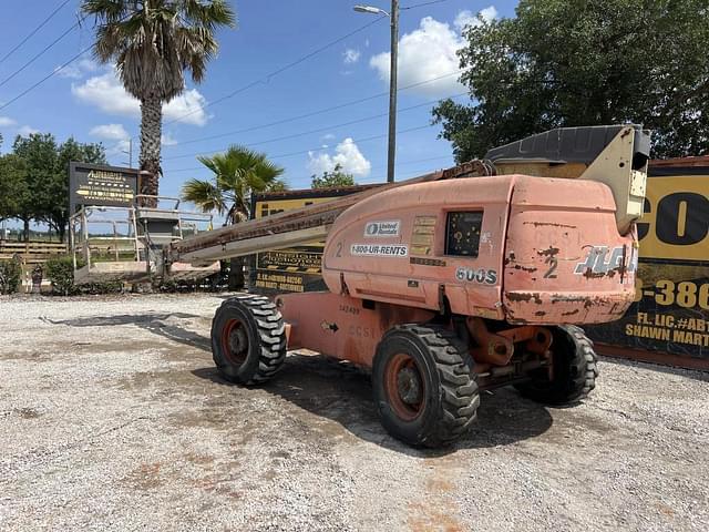 Image of JLG 600S equipment image 1