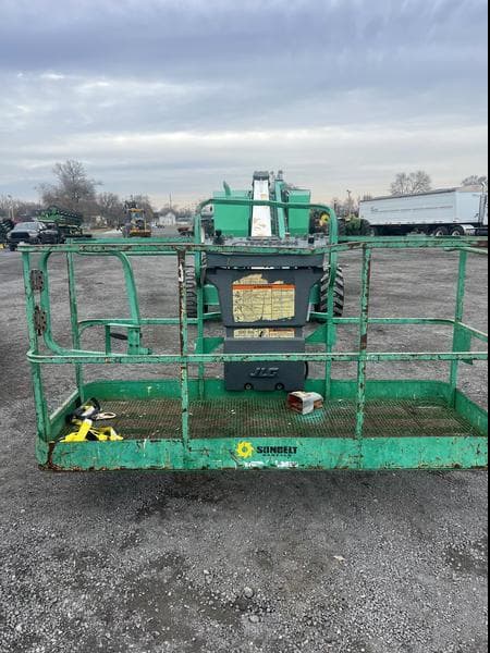 Image of JLG 601S equipment image 1