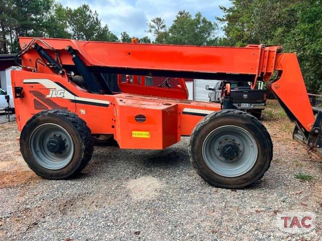 Image of JLG 6042 equipment image 3