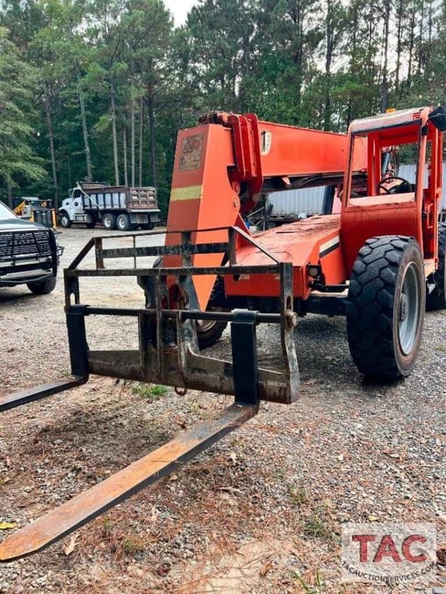 Image of JLG 6042 equipment image 1