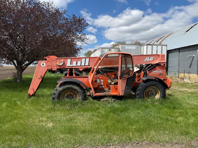 Image of JLG 644E-42 equipment image 1
