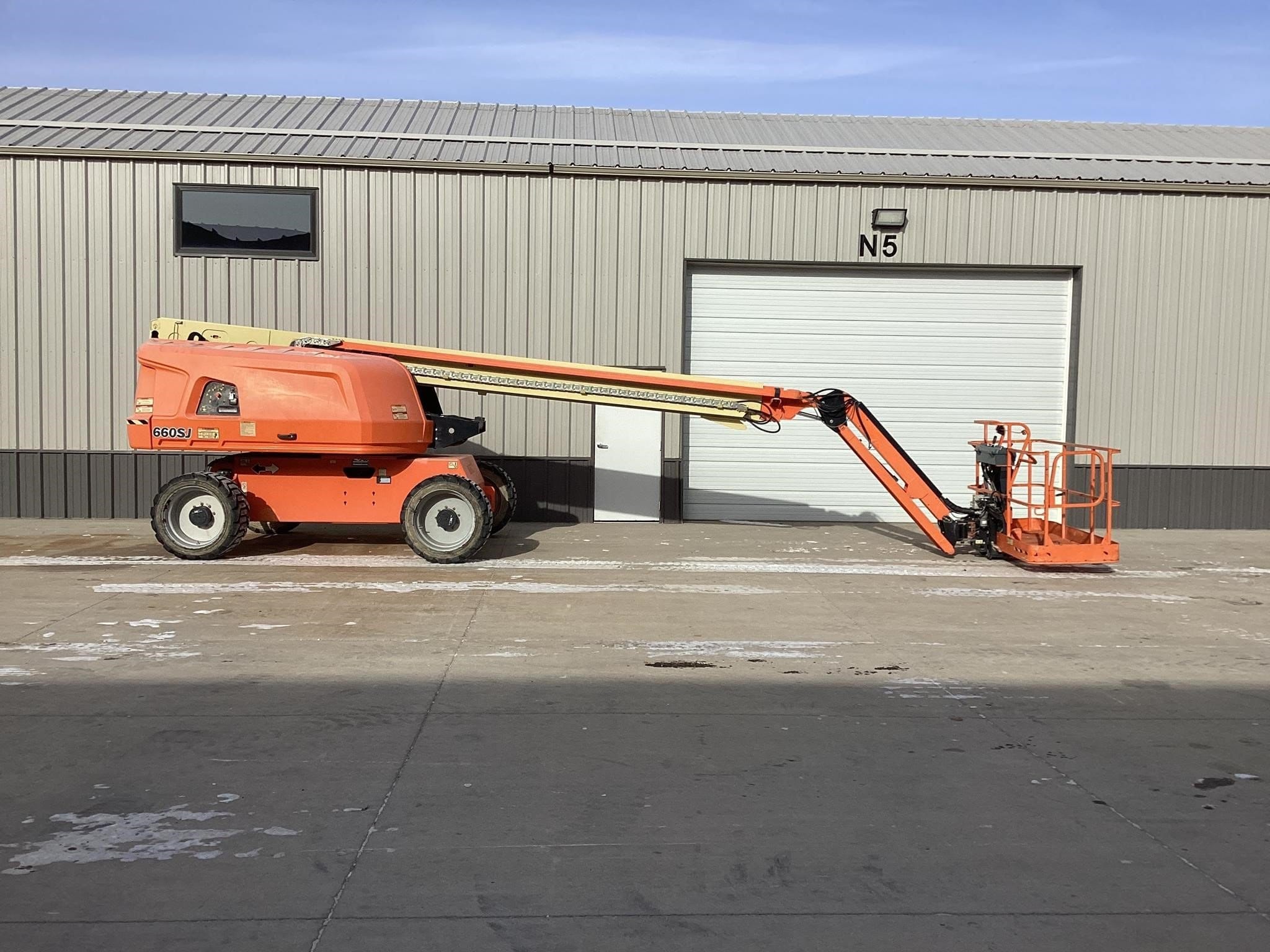 2021 JLG 660SJ Equipment Image0