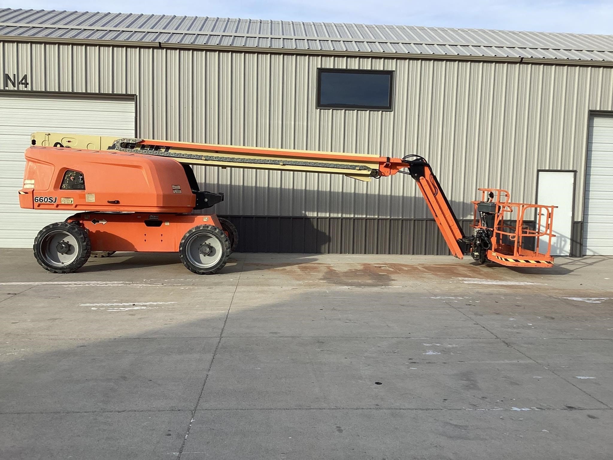 2021 JLG 660SJ Equipment Image0