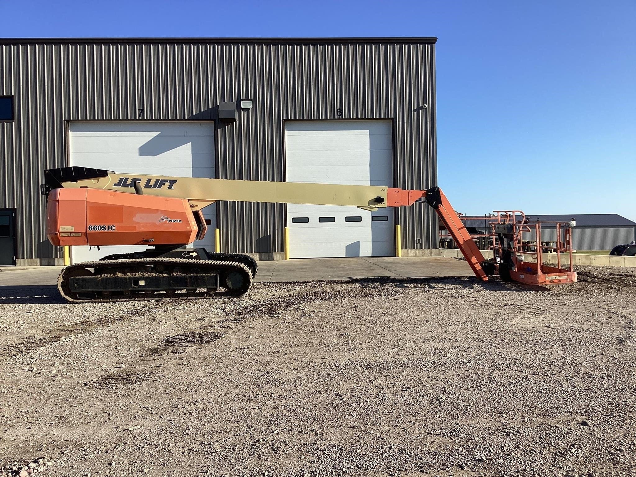 2015 JLG 660SJC Equipment Image0