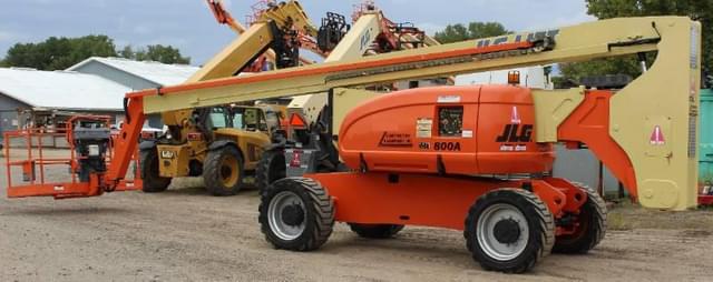 Image of JLG 800A equipment image 2