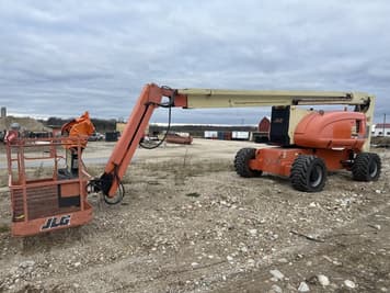 Main image JLG 800A