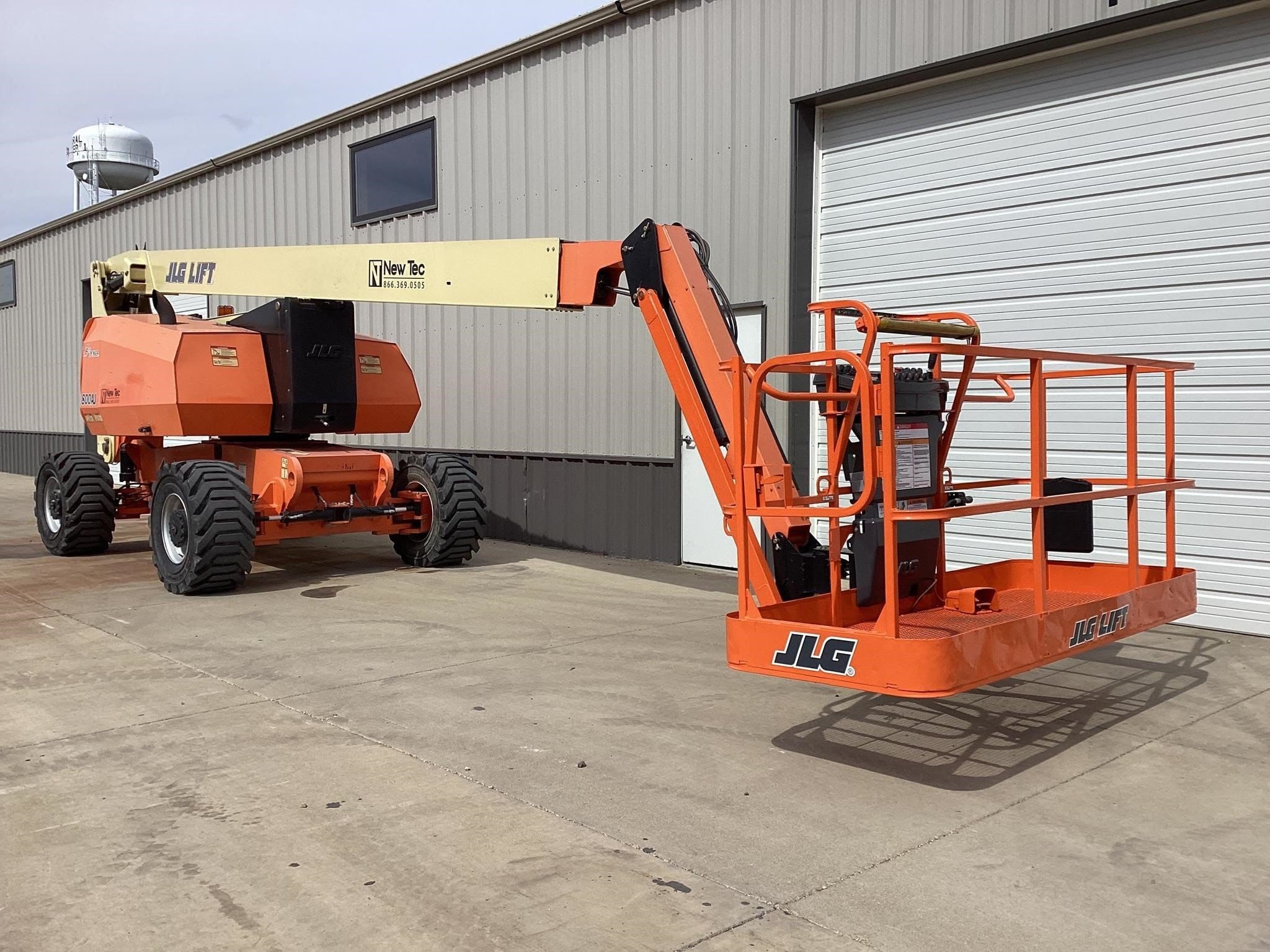 2019 JLG 800AJ Image