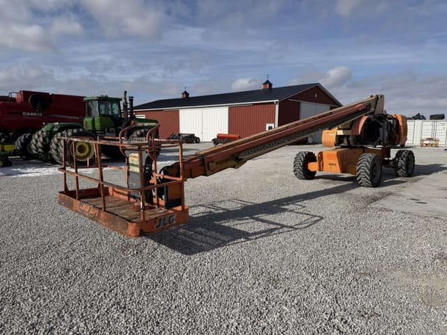 Image of JLG 800S equipment image 3