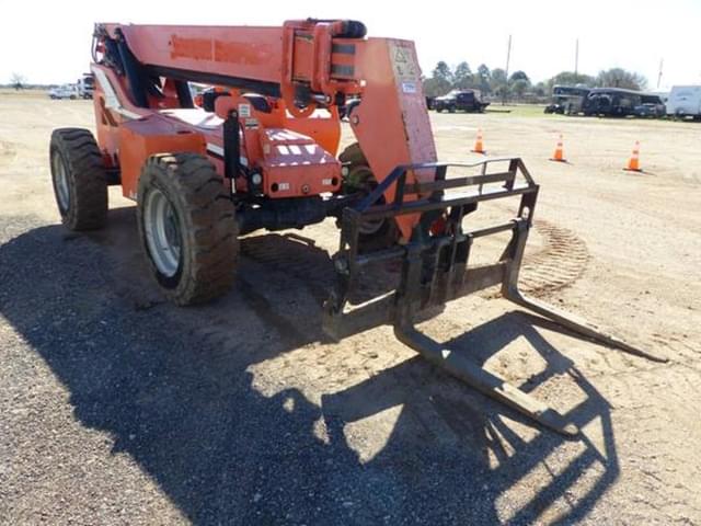Image of JLG 8042 equipment image 3