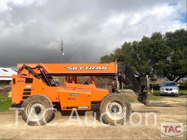 Image of JLG 8042 equipment image 3