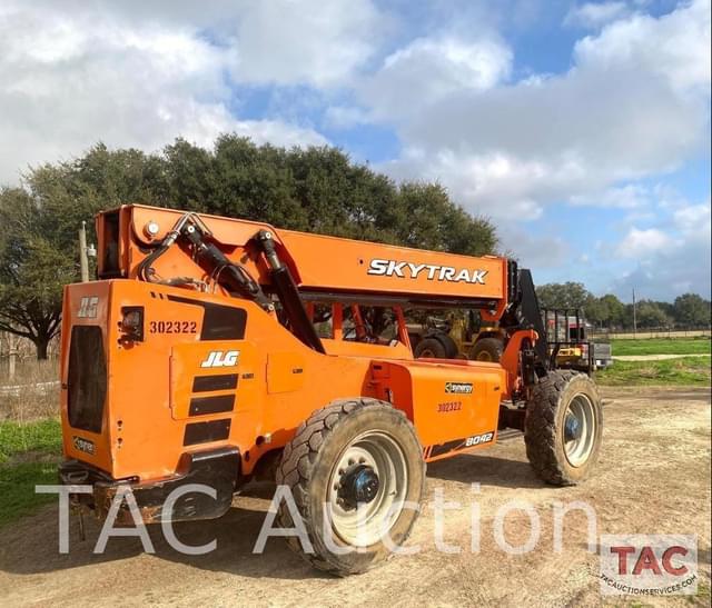 Image of JLG 8042 equipment image 2