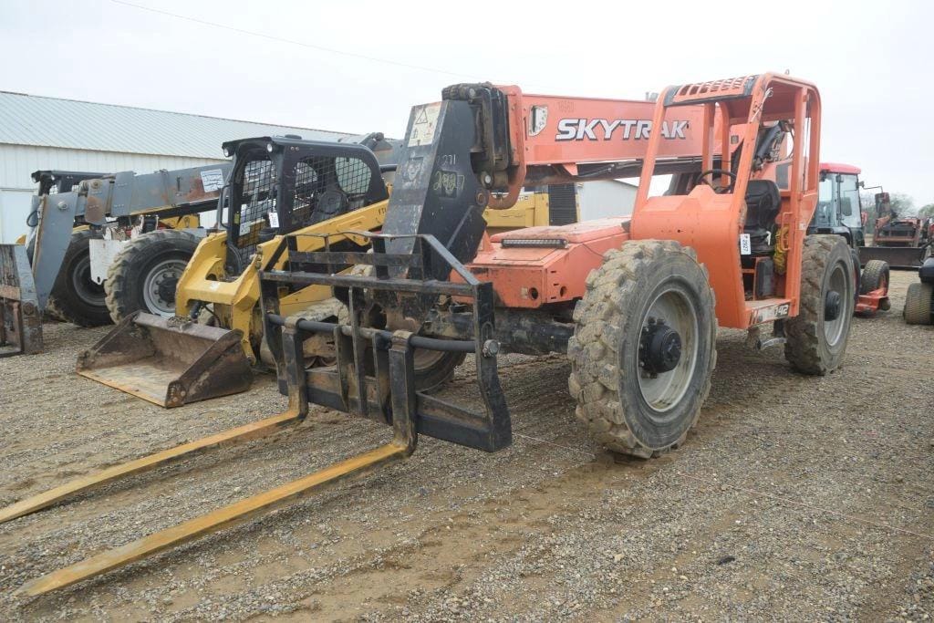 JLG 8042 Equipment Image0