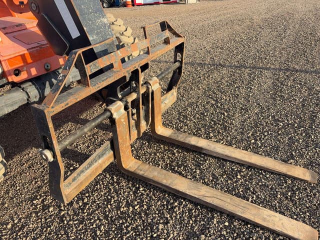 Image of JLG 8042 equipment image 4