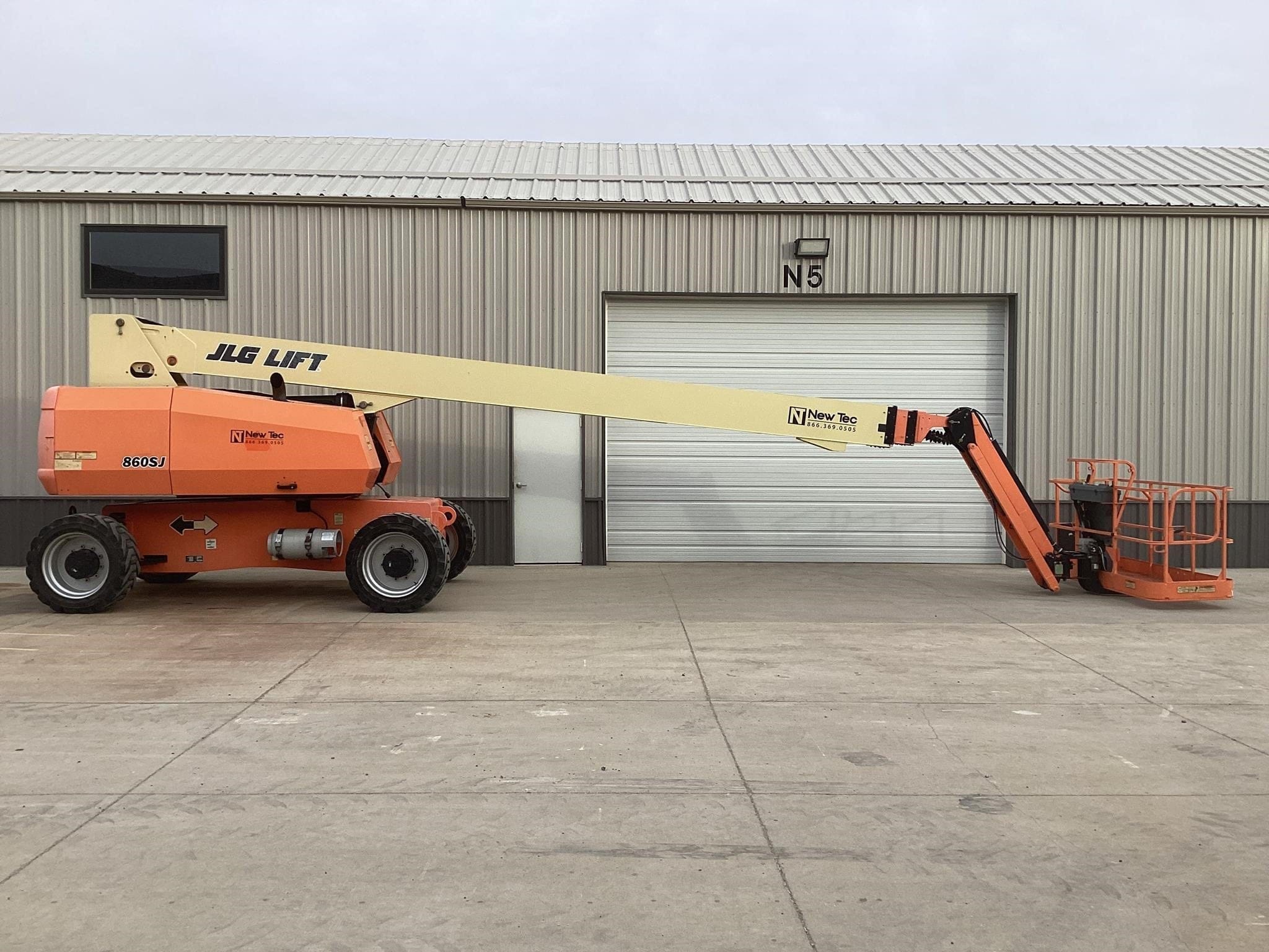 2015 JLG 860SJ Equipment Image0