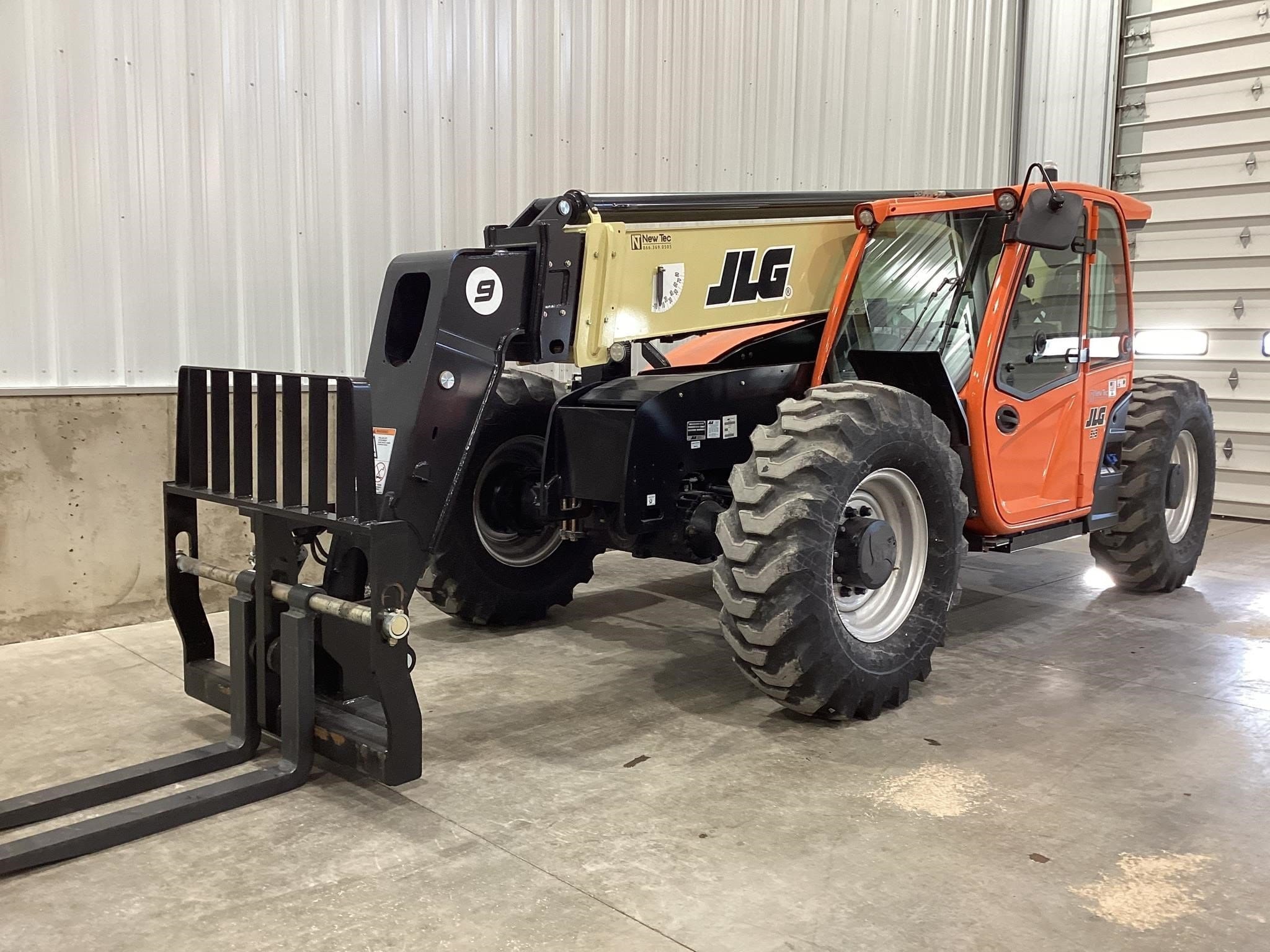 2025 JLG 943 Equipment Image0
