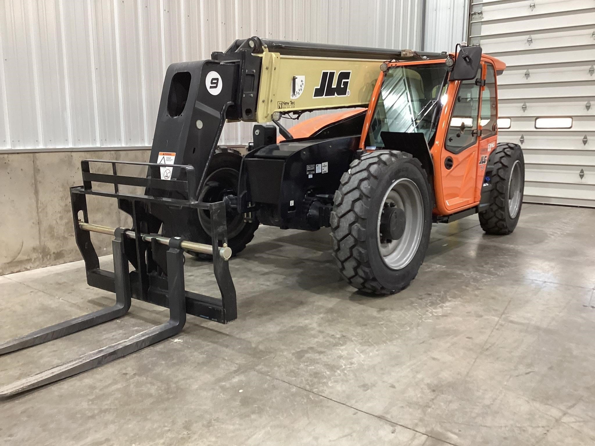 2025 JLG 943 Equipment Image0