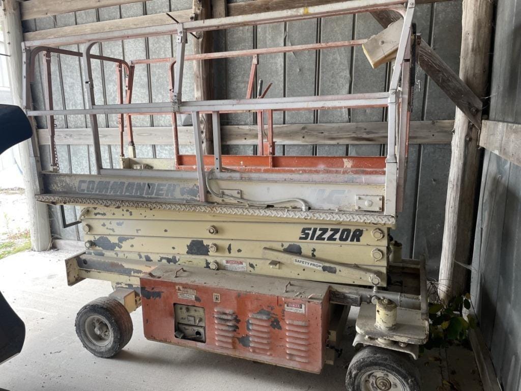 Main image JLG CM2546