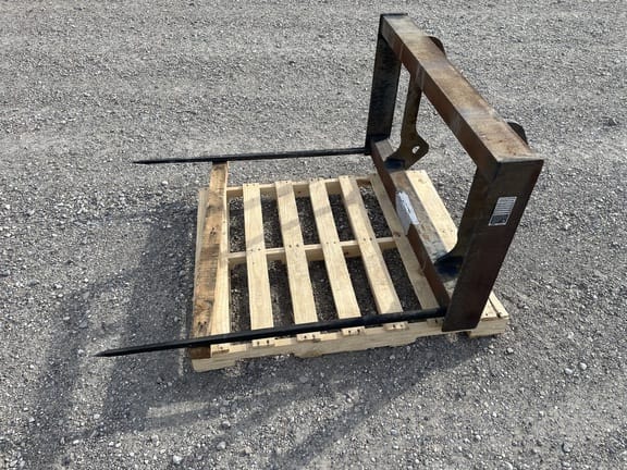 JLG Dual Tine Bale Spear Equipment Image0