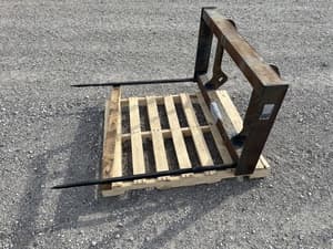 JLG Dual Tine Bale Spear Image