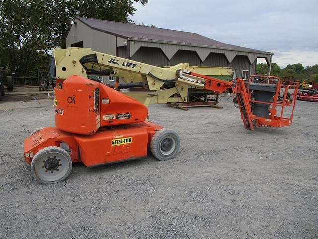 Image of JLG E400AJP equipment image 1