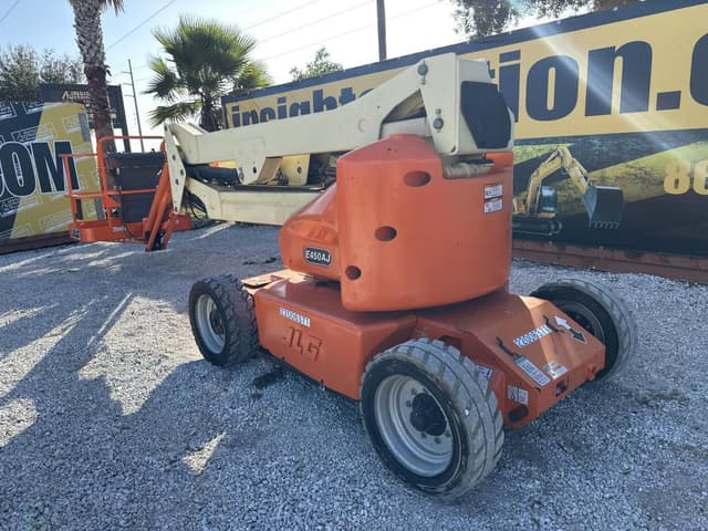 Image of JLG E450AJ equipment image 1