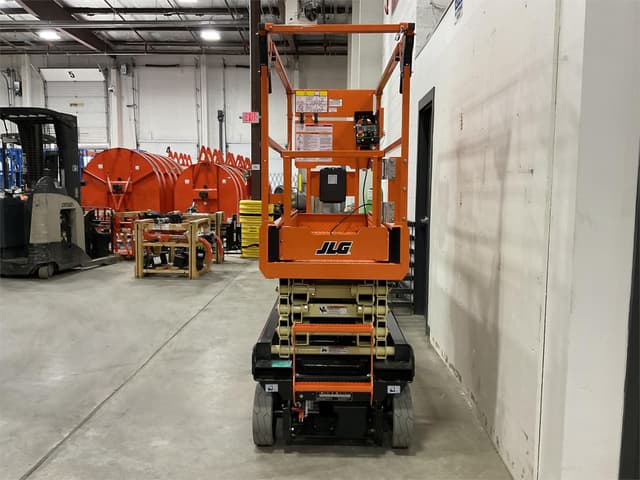 Image of JLG ES1932 equipment image 2