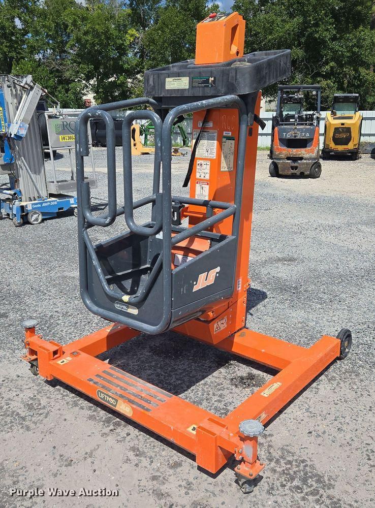 JLG FT70 Equipment Image0