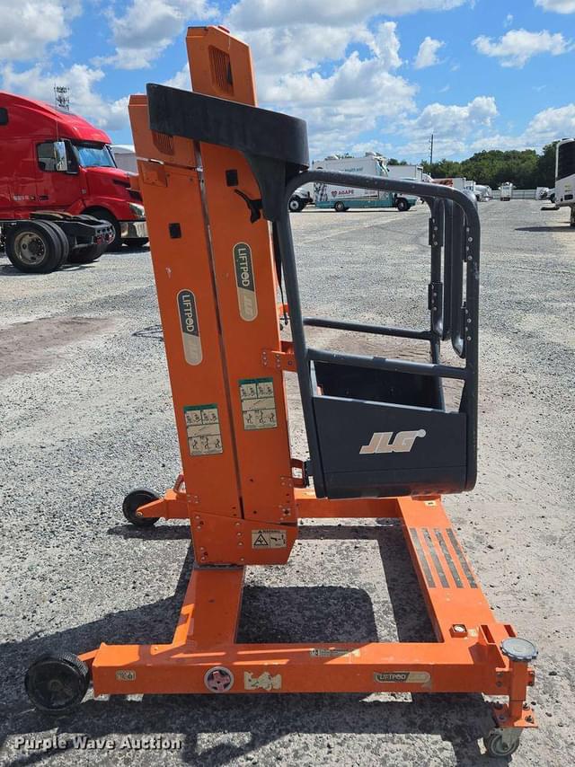 Image of JLG FT70 equipment image 3