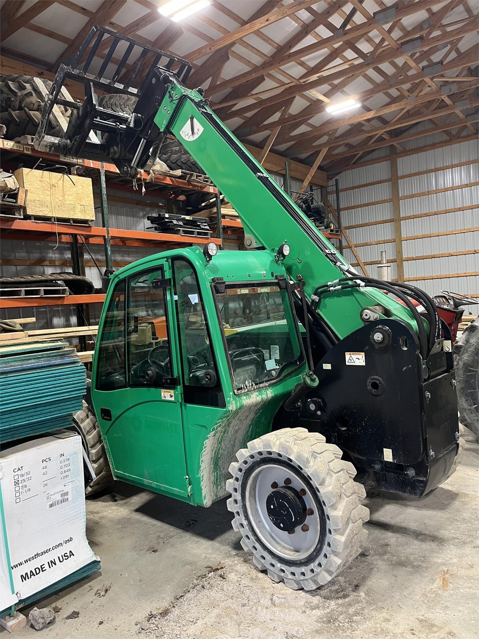 JLG G5-18A Equipment Image0