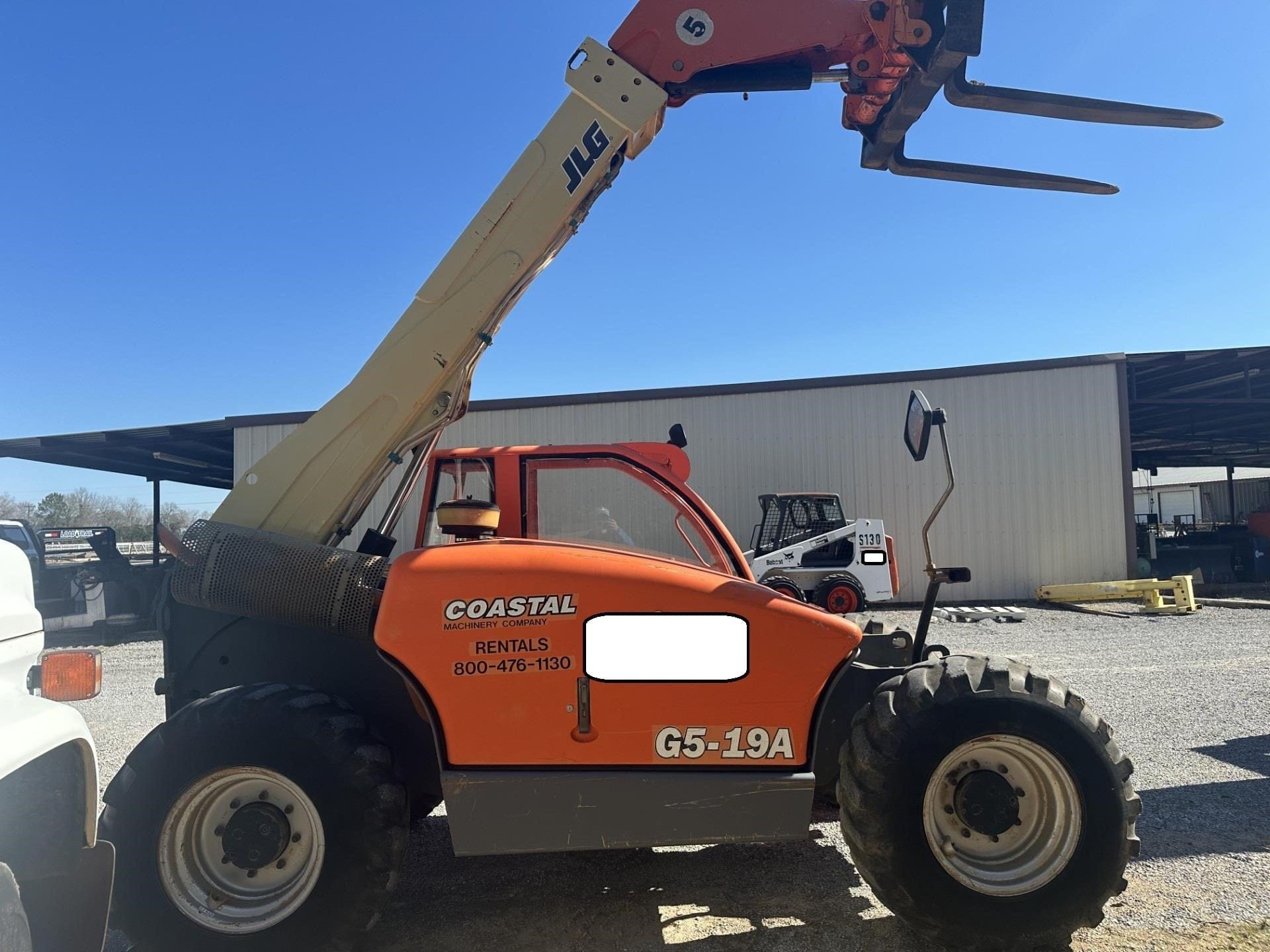 2006 JLG 519 Equipment Image0