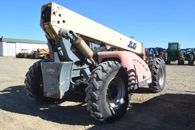 Image of JLG G6-42 equipment image 2