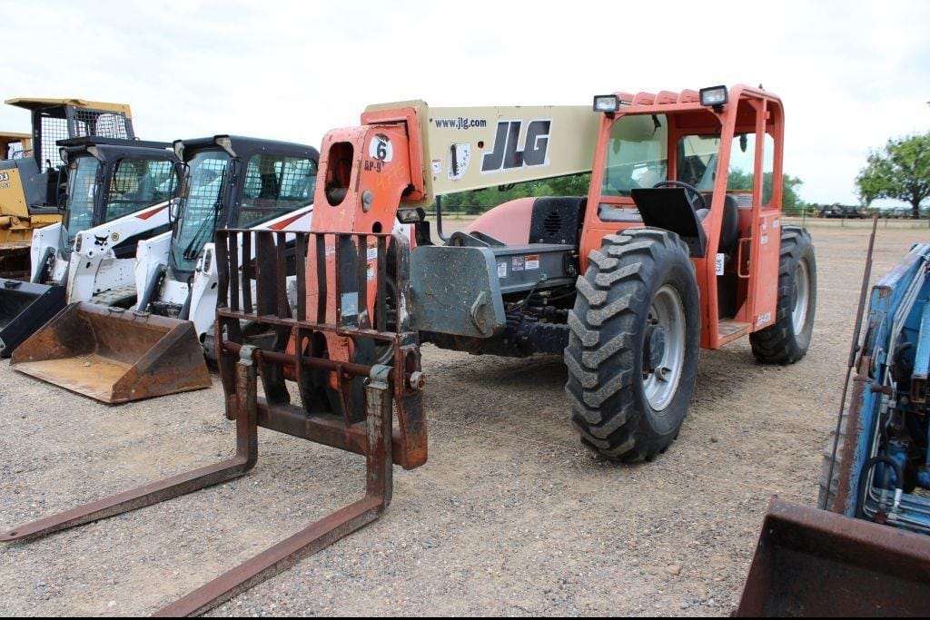 JLG G6-42A Equipment Image0