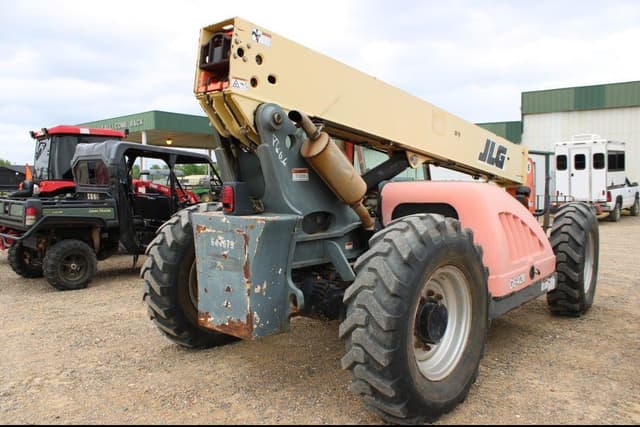Image of JLG G6-42A equipment image 3