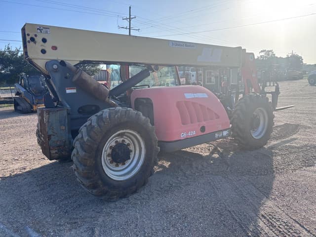 Image of JLG G6-42A equipment image 2