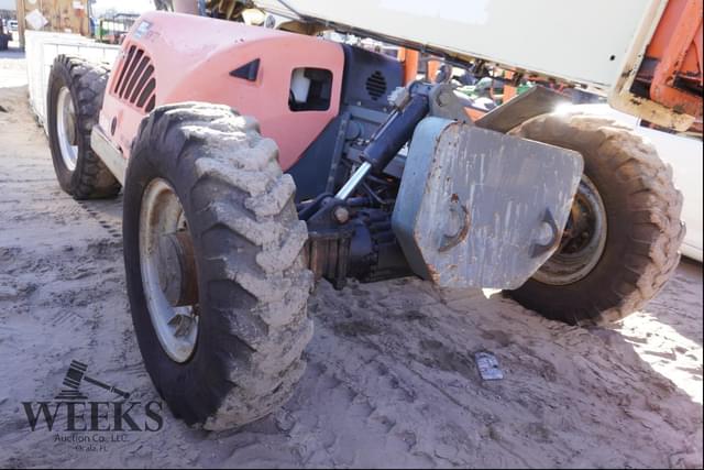 Image of JLG G9-43A equipment image 2