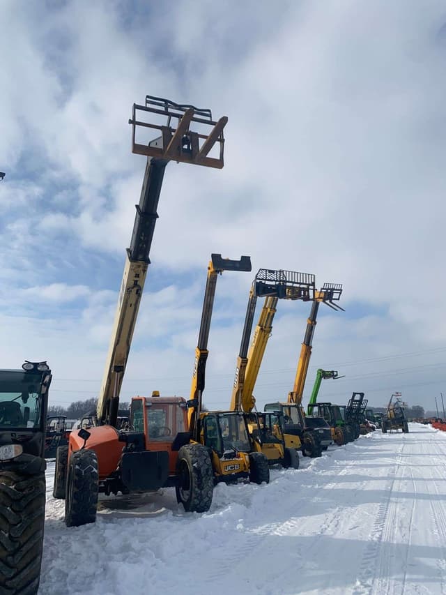 Image of JLG G9-43A equipment image 2