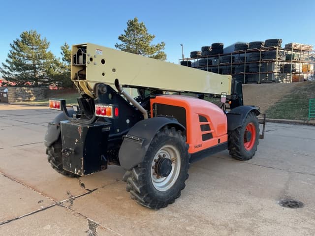 Image of JLG G9-43A equipment image 4