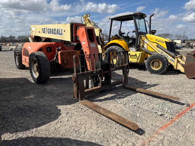 Image of JLG G9-43A equipment image 1