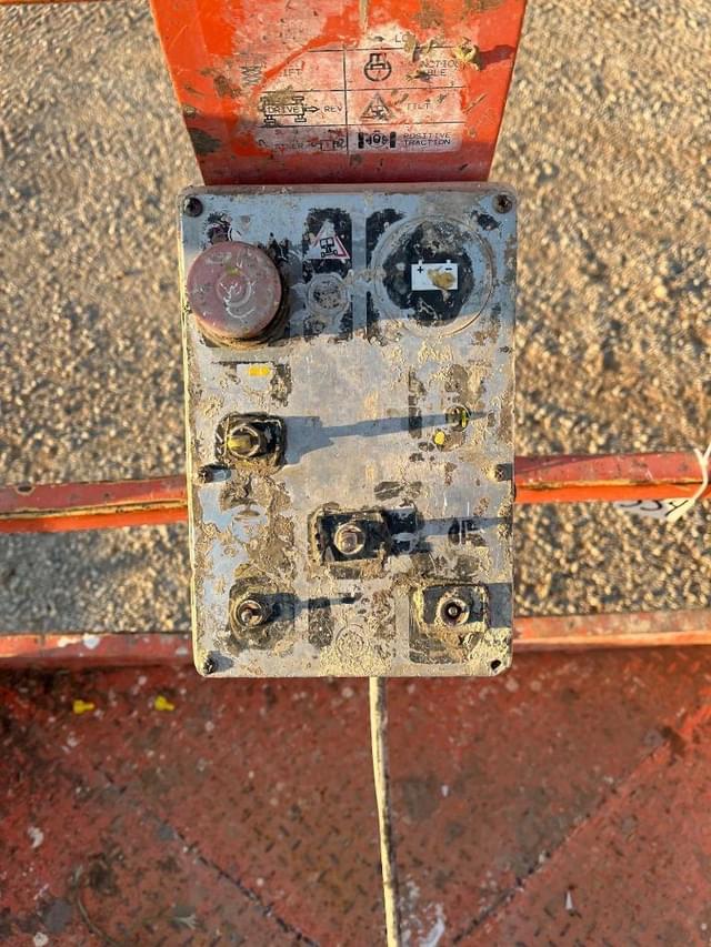 Image of JLG Commander equipment image 4