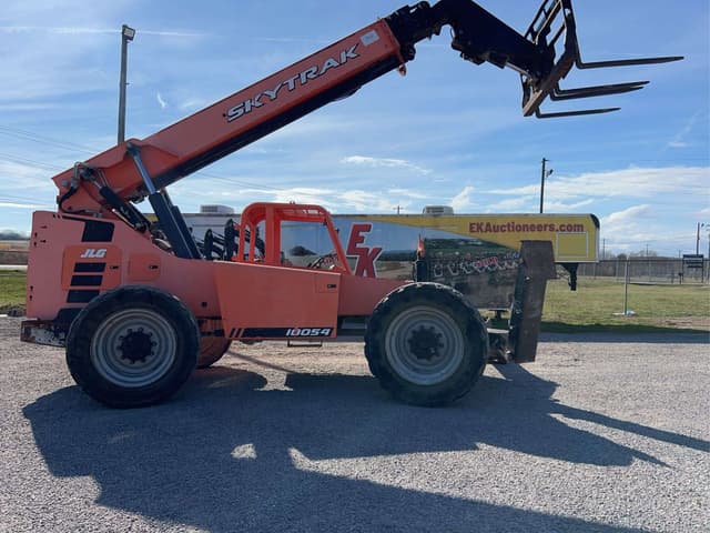 Image of Skytrak 10054 equipment image 2