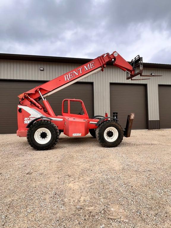Image of JLG 10054 equipment image 1