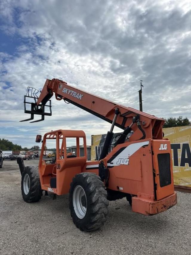 Image of JLG 10054 equipment image 1