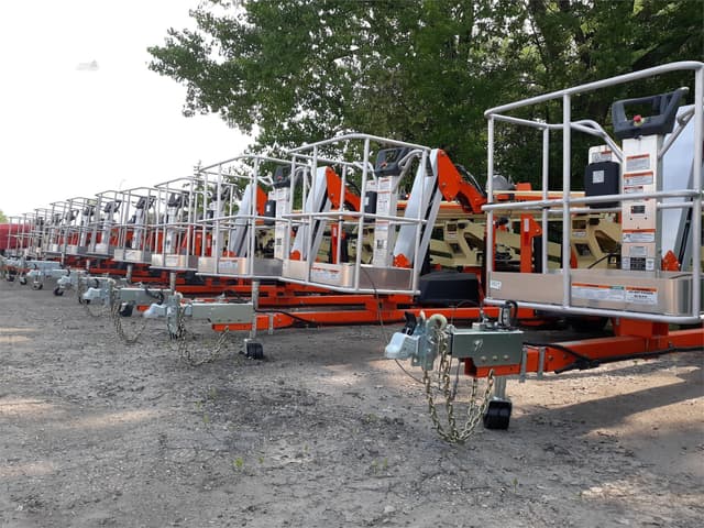 Image of JLG T500J equipment image 1