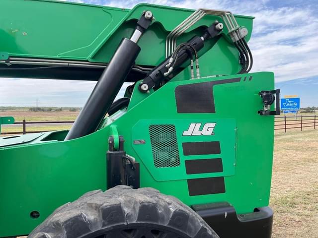 Image of JLG 10042 equipment image 2