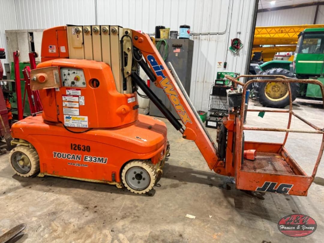 Image of JLG E33MJ Primary image